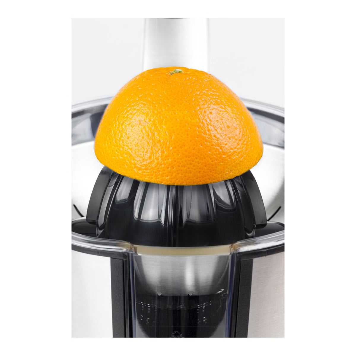 Silbernes Entsaftungsgerät mit schwarzen Details