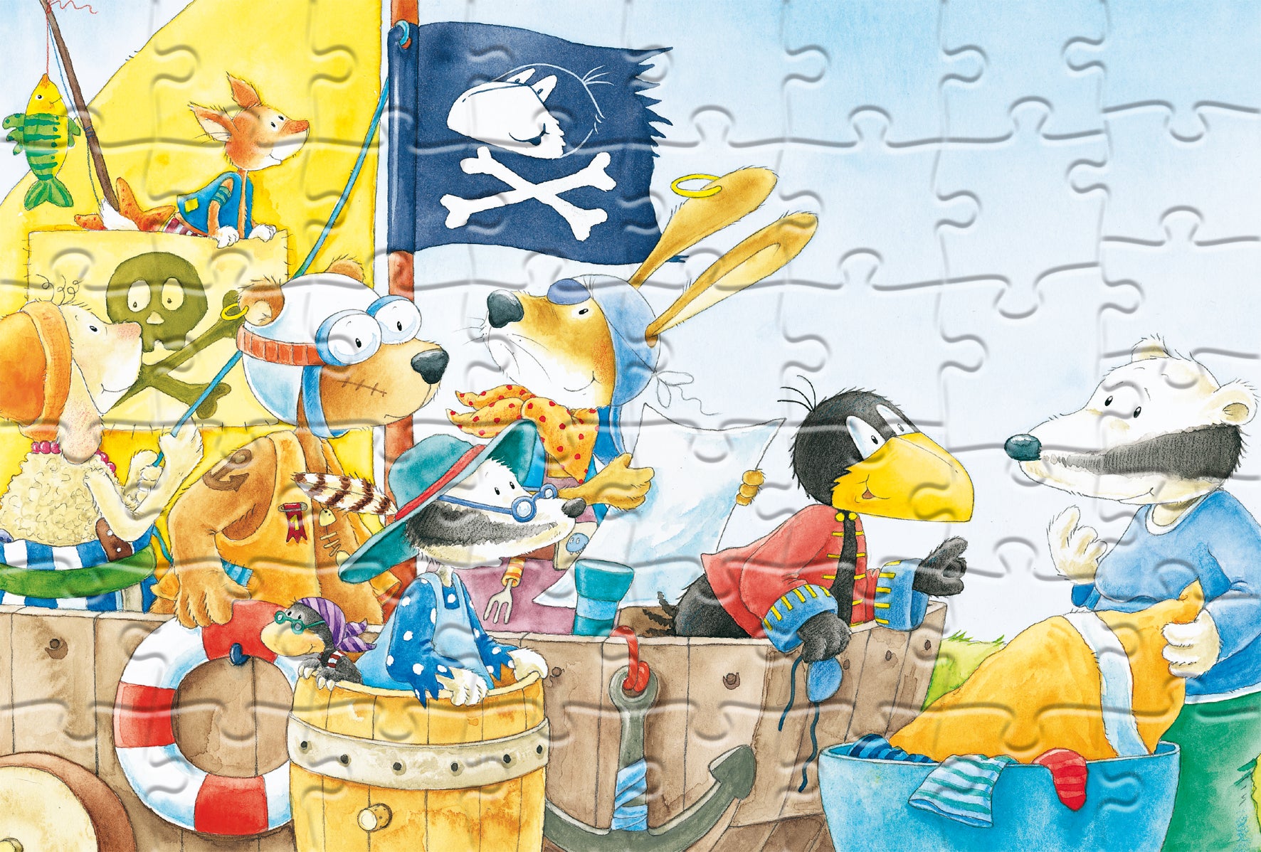 Als Piraten verkleidete Tiere stehen auf einem Schiff mit Piratenflagge und unterhalten sich mit einem Dachs an Land über Freundschaft und Abenteuer – ganz wie im „Der kleine Rabe Socke – Puzzle 3x49 Teile“.